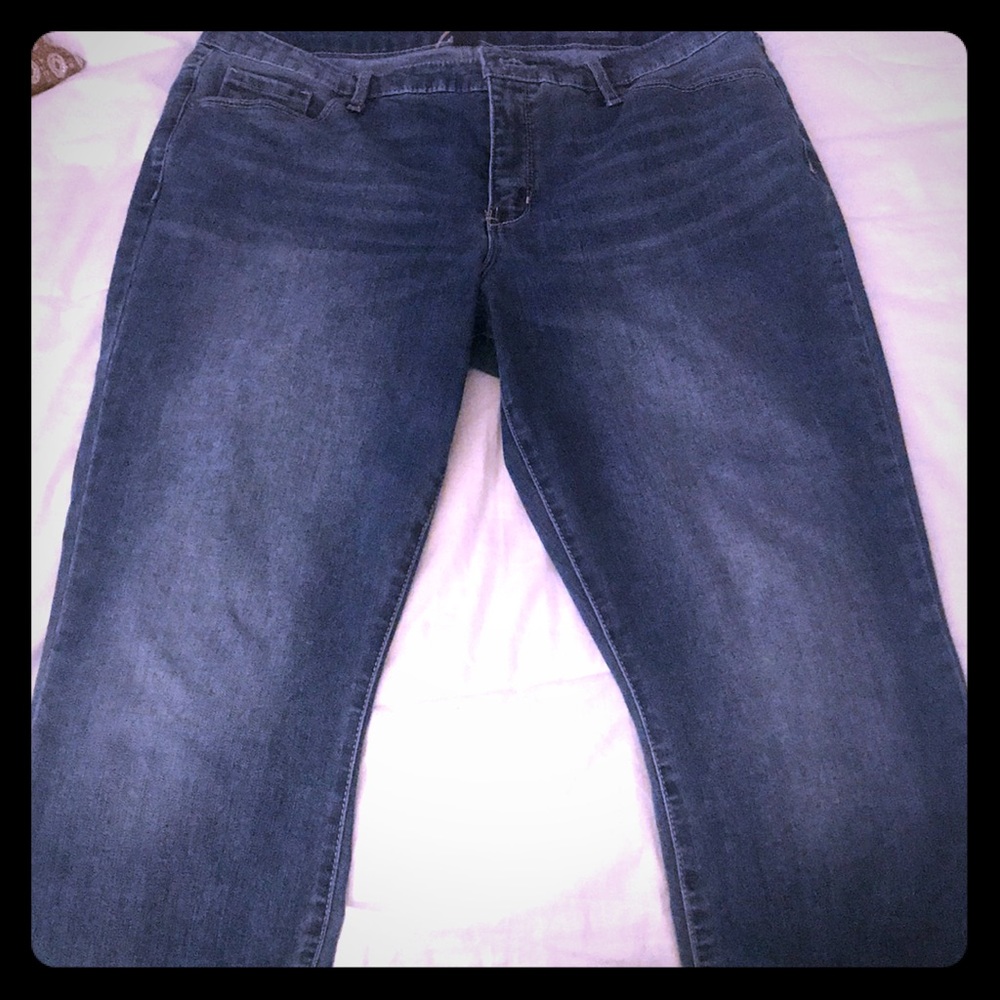 Comfortable stretch jeans!
